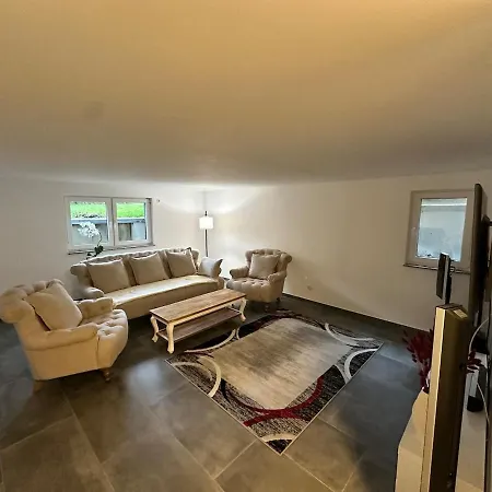 Moderne 80qm Mit Terrasse, Wlan Und Parkplatz - Naehe Nuerburgring Niederzissen