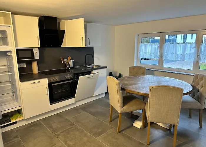 Moderne 80qm Mit Terrasse, Wlan Und Parkplatz - Nähe Nürburgring * Niederzissen